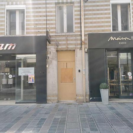 Le Bourbon Hypercentre Apartment Charleville-Mezieres Bagian luar foto