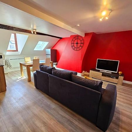 Le Bourbon Hypercentre Apartment Charleville-Mezieres Bagian luar foto