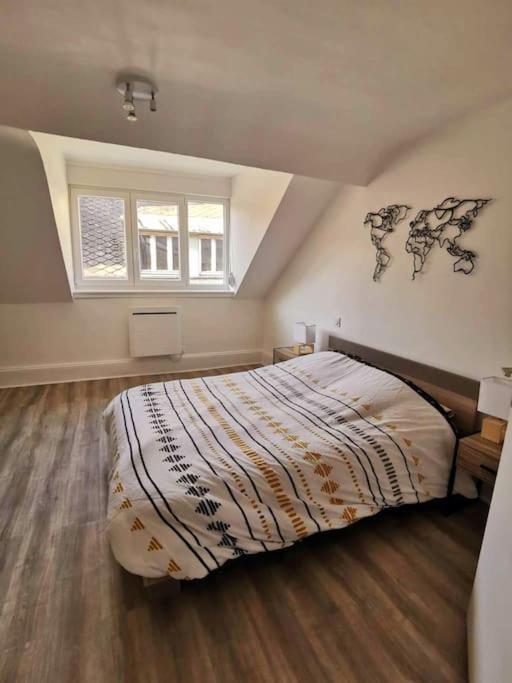 Le Bourbon Hypercentre Apartment Charleville-Mezieres Bagian luar foto